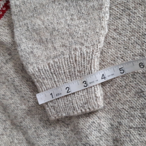 Vintage Brooks Brothers All Wool Beige Red Fair Isle Crew Neck Sweater - Picture 11 of 15